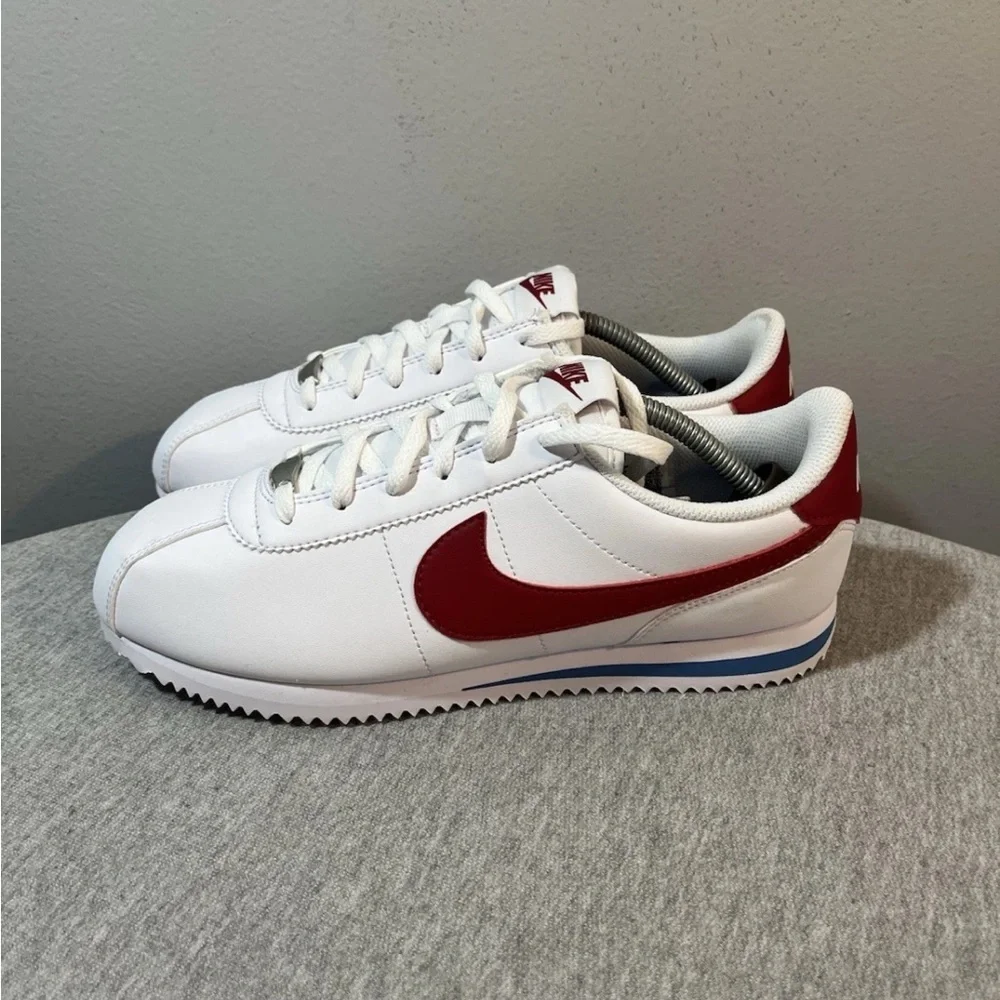Nike Cortez GS White Red Blue Sneaker Size 7Y/Women 8.5 DM0950-115​ - Picture 4 of 11